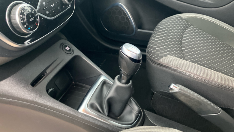 Renault Captur 0.9 TCE 90 Dynamique S Nav 5dr Petrol Hatchback